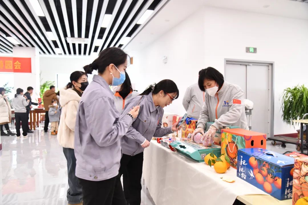 Yingli Group Held a Series of Celebrations for Its 36th Anniversary