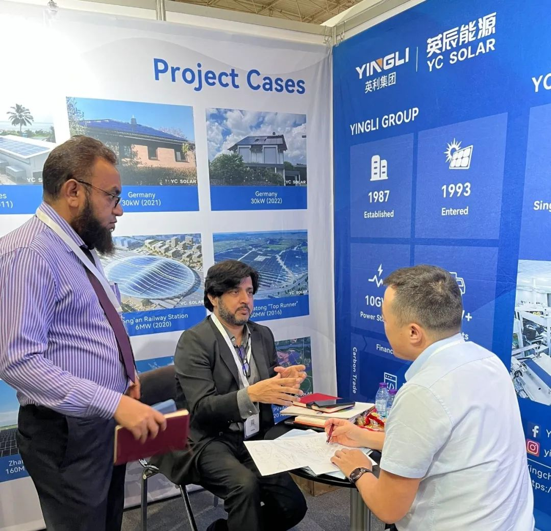 Yingli Group smart PV products appear at the Saudi Solar Energy Exhibition